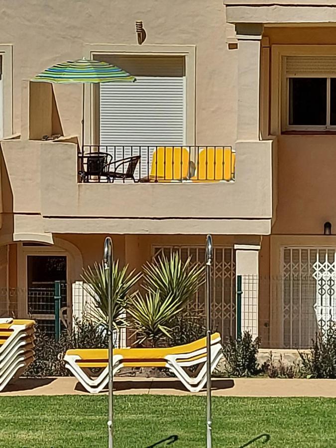 Duquesa Fairways, A Spacious Apartment With Fabulous Views And Facilities Manilva Exteriér fotografie